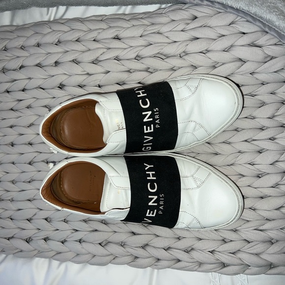 Givenchy Sneakers!! - Picture 11 of 12